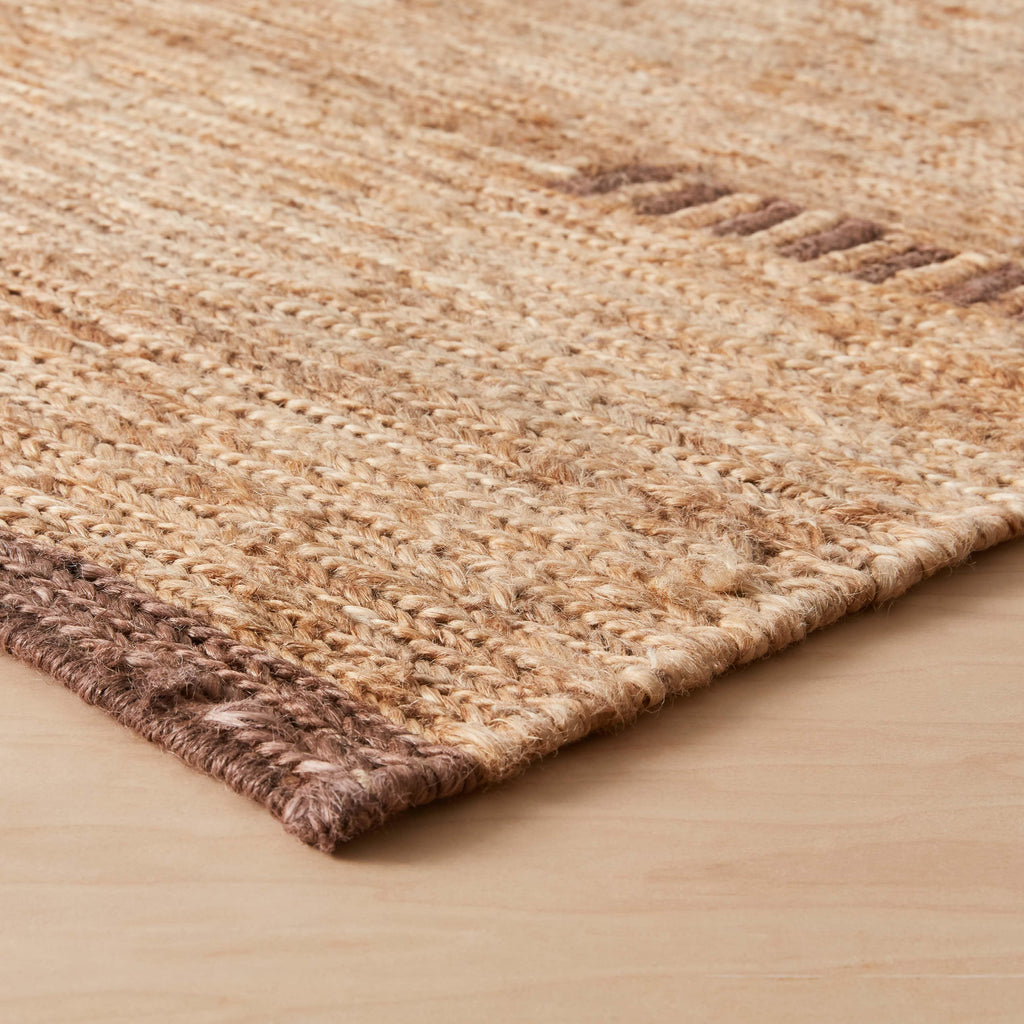 Handwoven Runner Rug with Subtle Dash Pattern | 2.5 x 8 ft