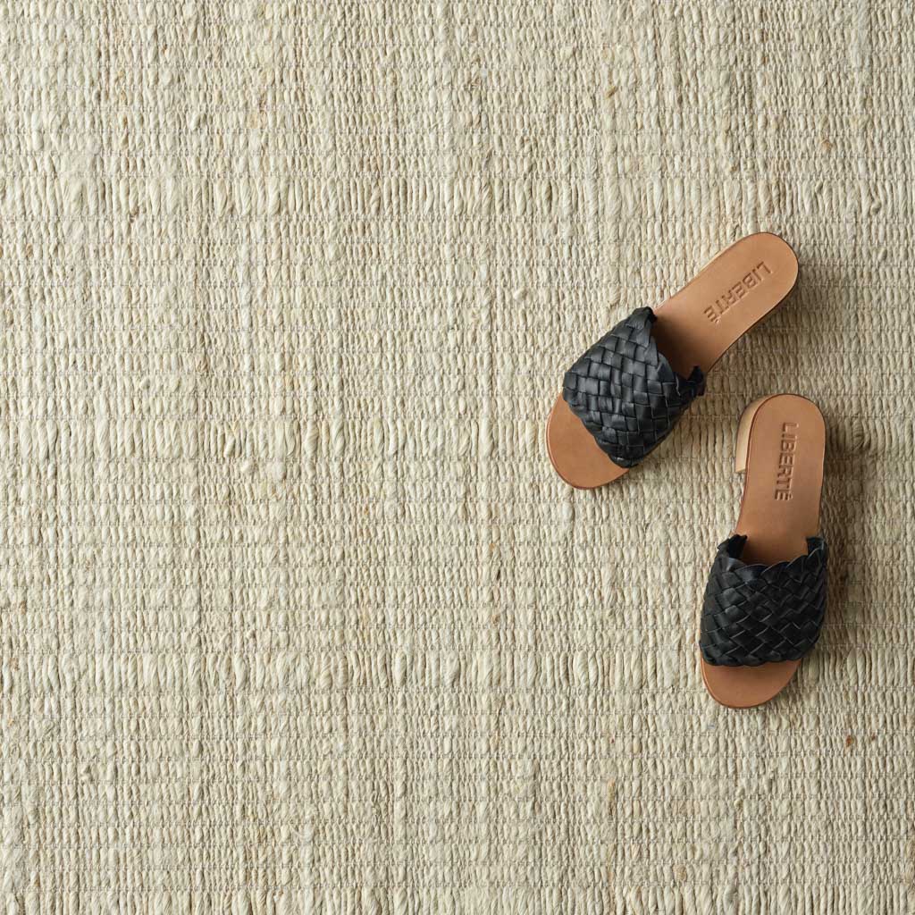 Minimal Handwoven Rug with Subtle Vertical Texture | Multiple Sizes